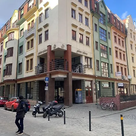 Rynek Wiezienna شقة